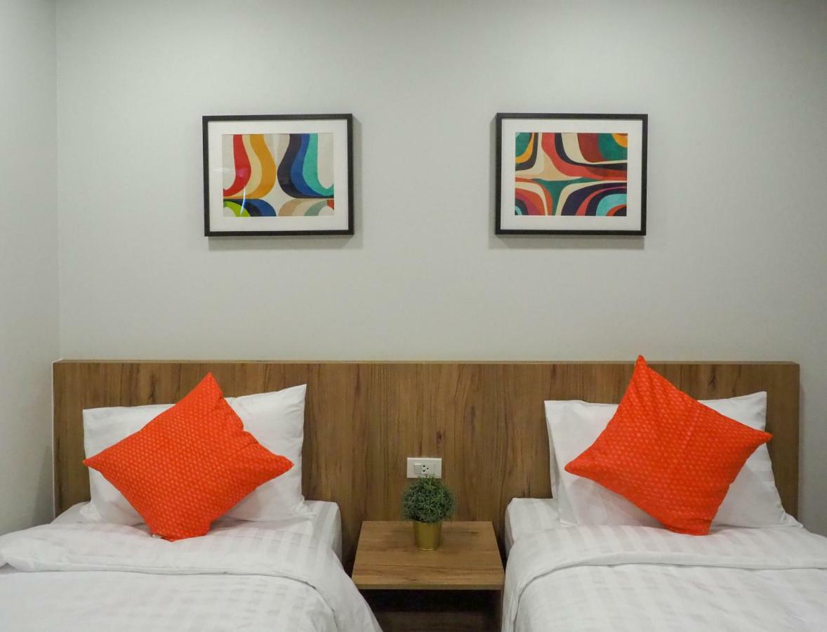 Casa Luxe And Resident Отель